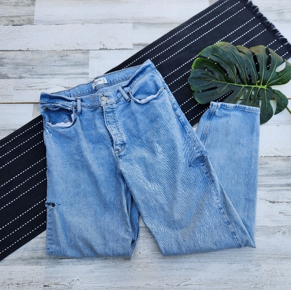 Abercrombie & Fitch The Dad High Rise Light Wash Jeans Side Slits 31/12 Long - Picture 2 of 11